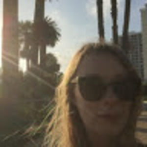 Meet your Posher, Chloe